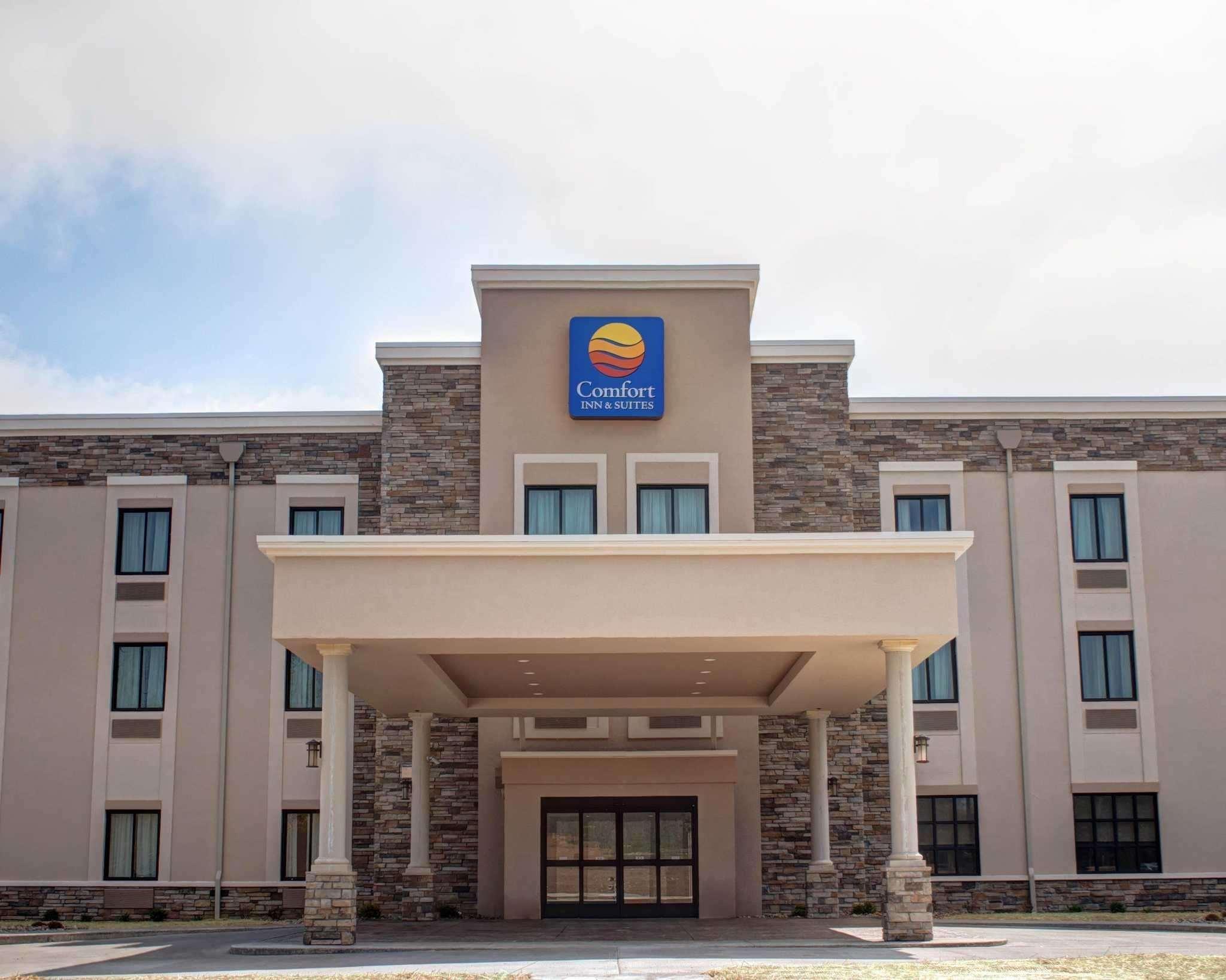 Comfort Inn & Suites Caldwell Buitenkant foto