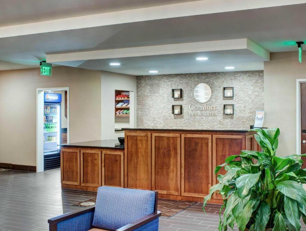 Comfort Inn & Suites Caldwell Buitenkant foto